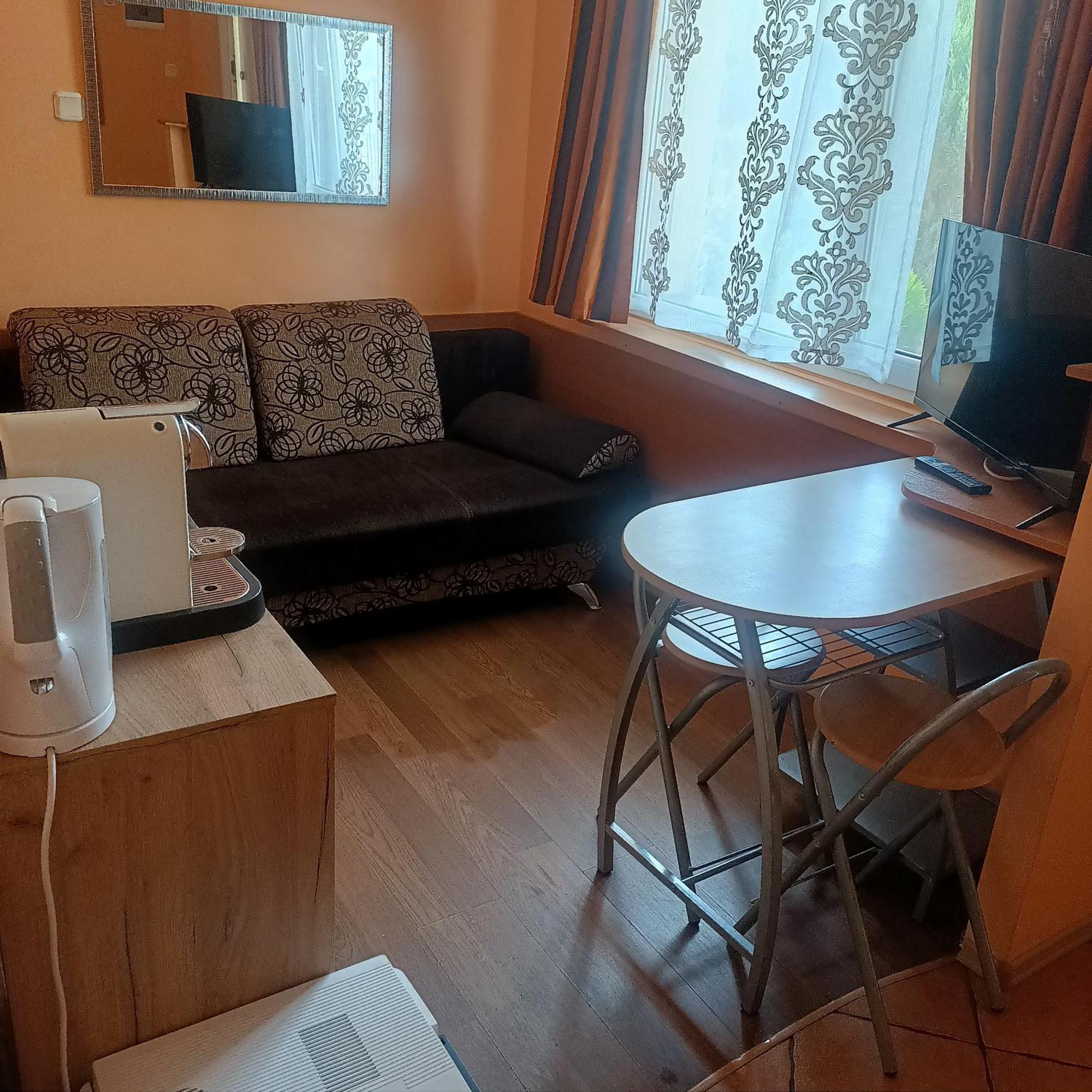 "Vanilla" Pokoje I Apartamenty Nad Brzegiem Jeziora Okuninka Eksteriør bilde